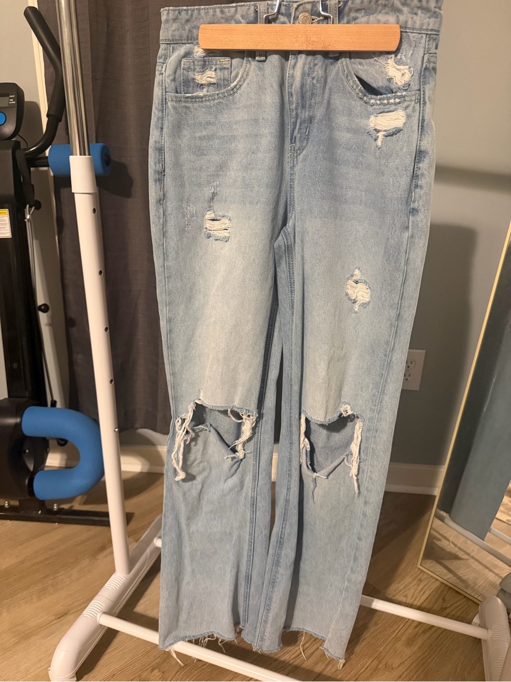 VERVET BY FLYING MONKEY Light Blue High-Rise Distressed Jeans